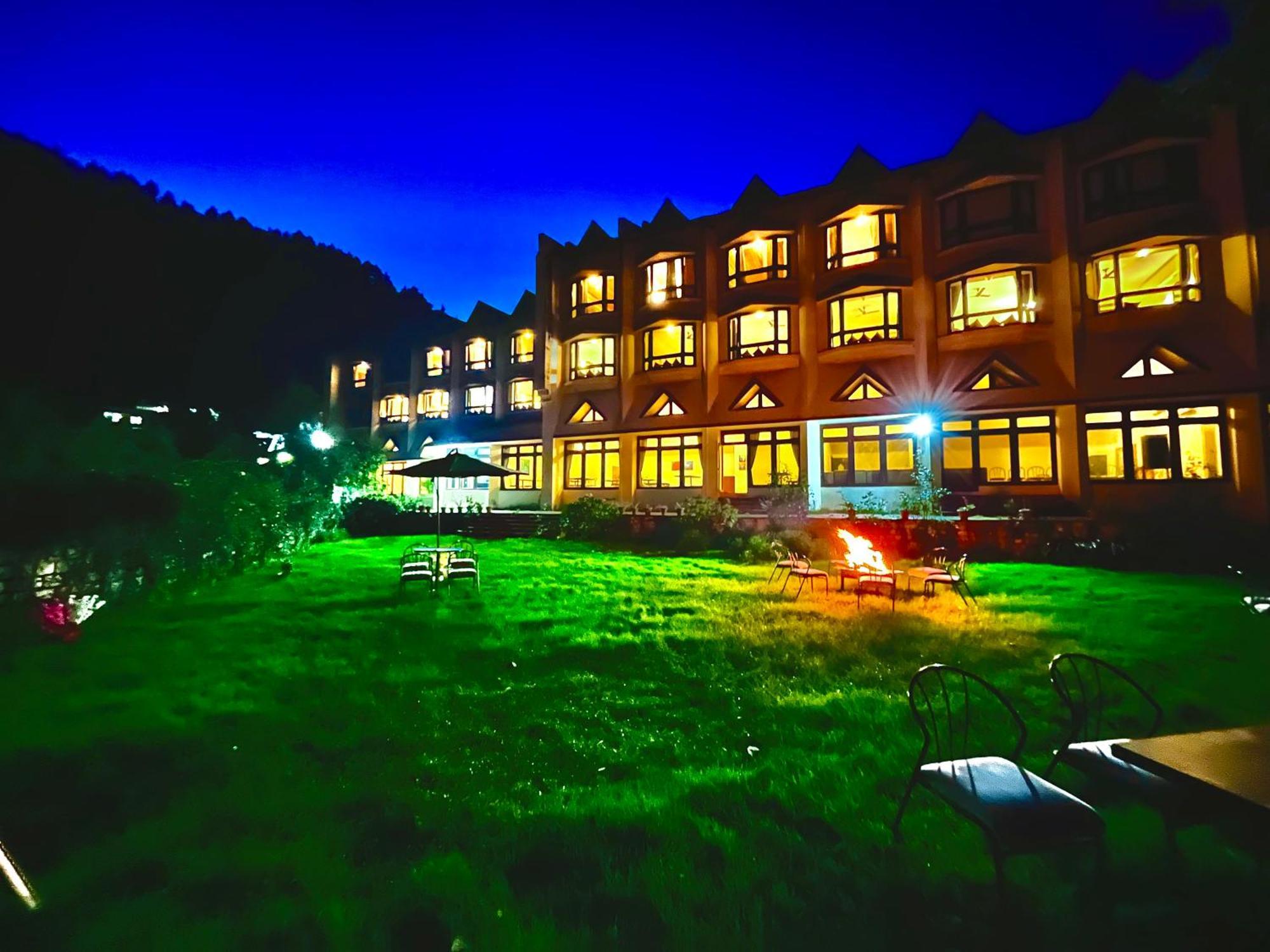 Sagar Resort Manali By Ramanand Sagar Ramayan Maker - #Near Mall Road #Big Parking #Property Of The Decade #Mountain View #Garden With Bonfire #Best Selling Property M 72084-84392 Exterior photo